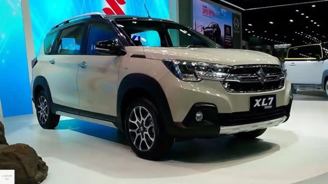 XL7 by Maruti Suzuki